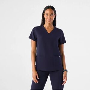 Figs Casma Three Pocket Scrub Top Navy Small